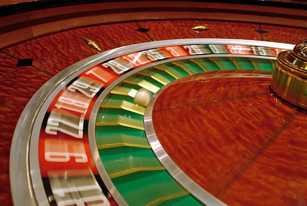 Pretty Gaming table interface showing live dealer feed and betting zones on ombak
